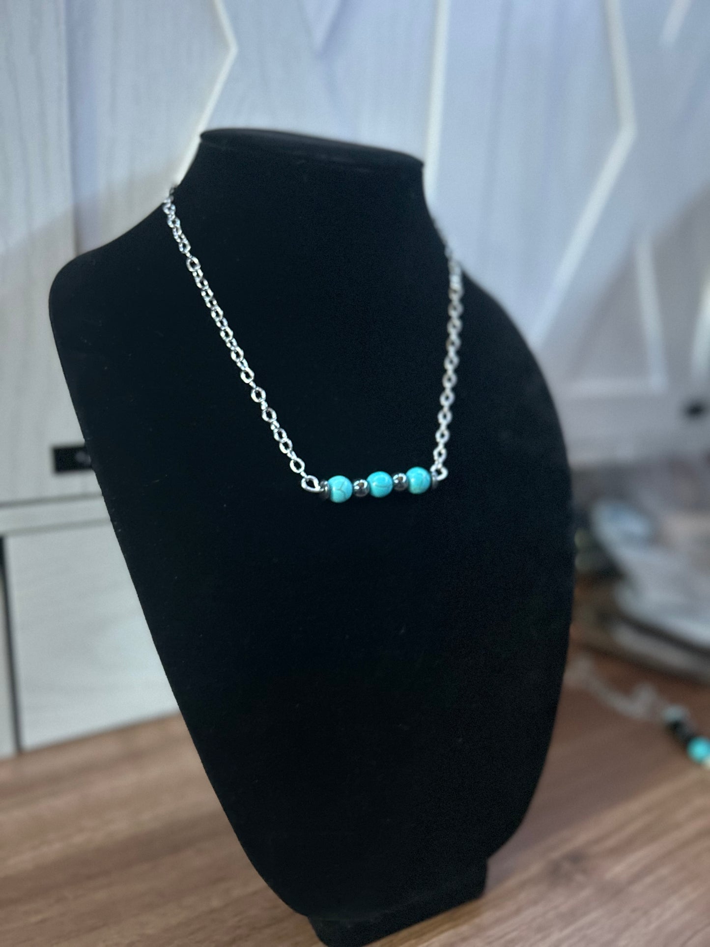 Dainty necklace